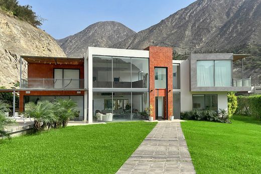 Casa Surco matellini